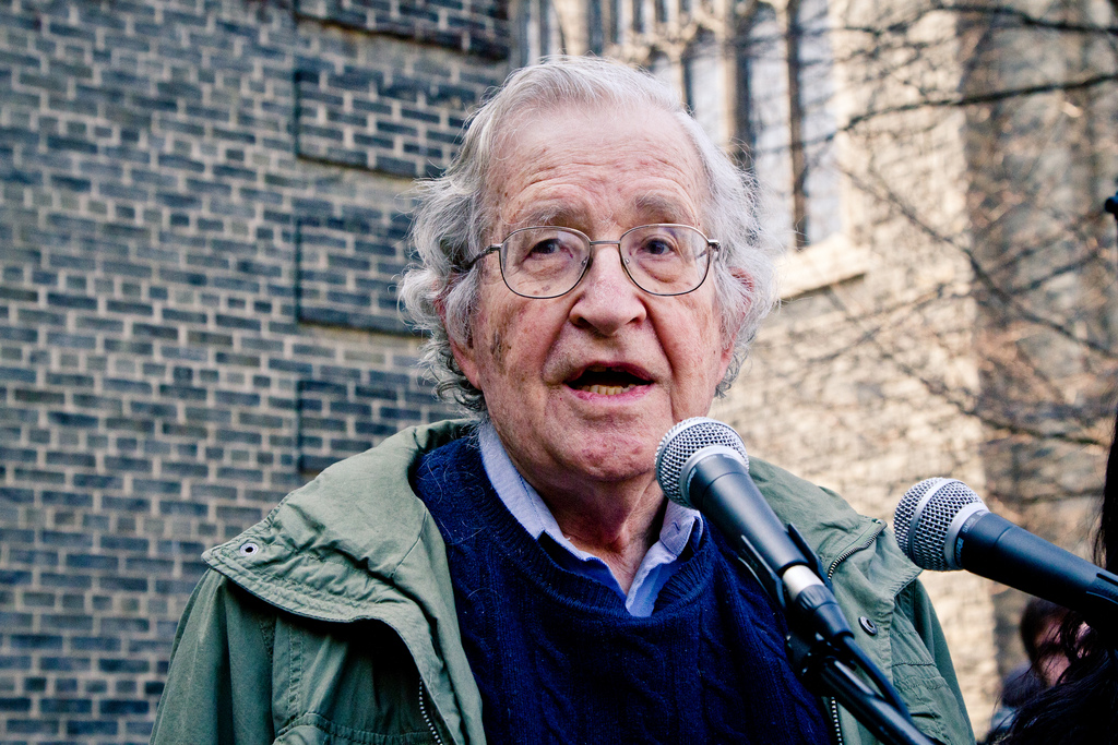 Interview Noam Chomsky